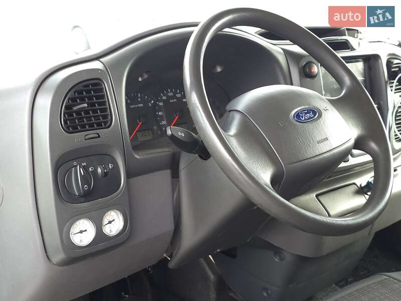 Будинок на колесах Ford Transit 2005 в Львові фото 10 Будинок на колесах Ford Transit 2005 в Львові