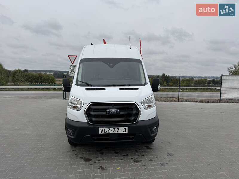 Вантажний фургон Ford Transit 2021 в Ірпені