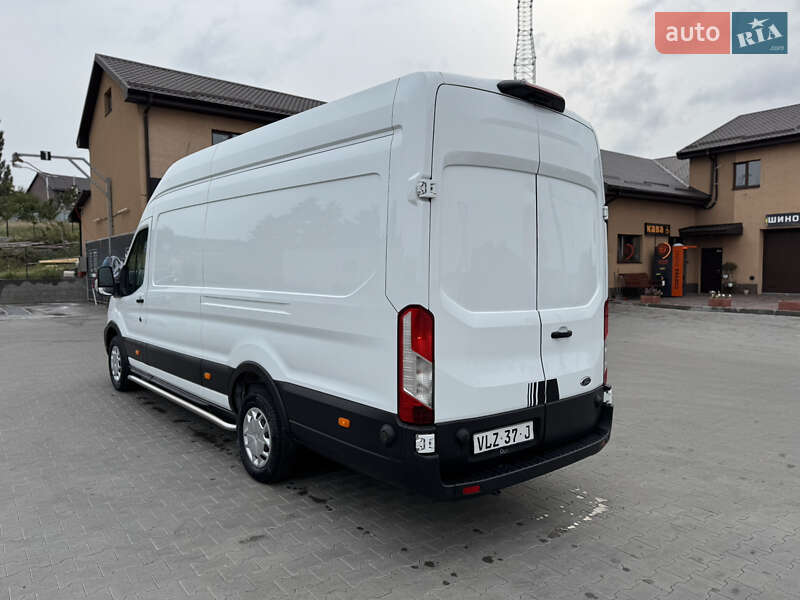 Вантажний фургон Ford Transit 2021 в Ірпені