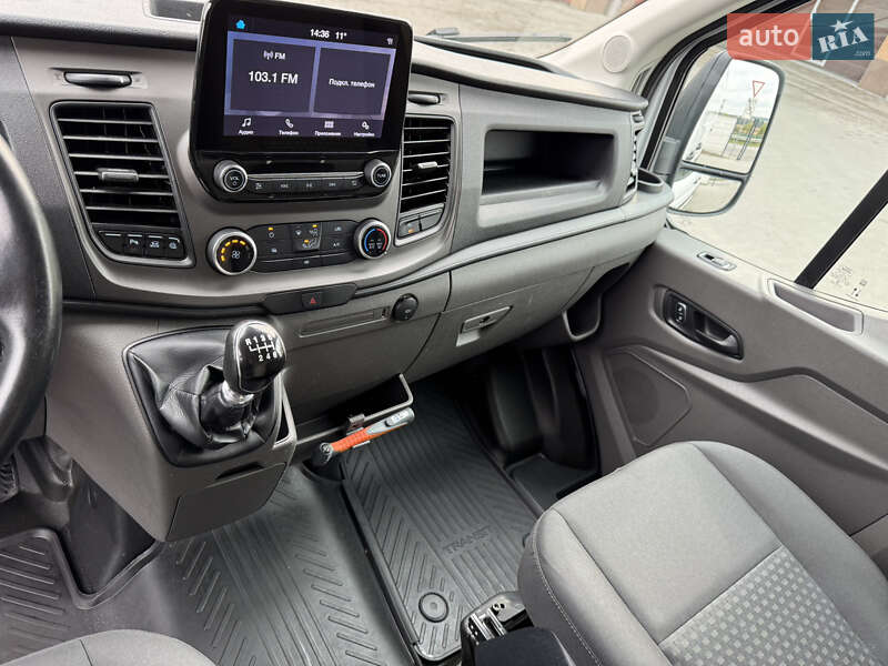 Вантажний фургон Ford Transit 2021 в Ірпені