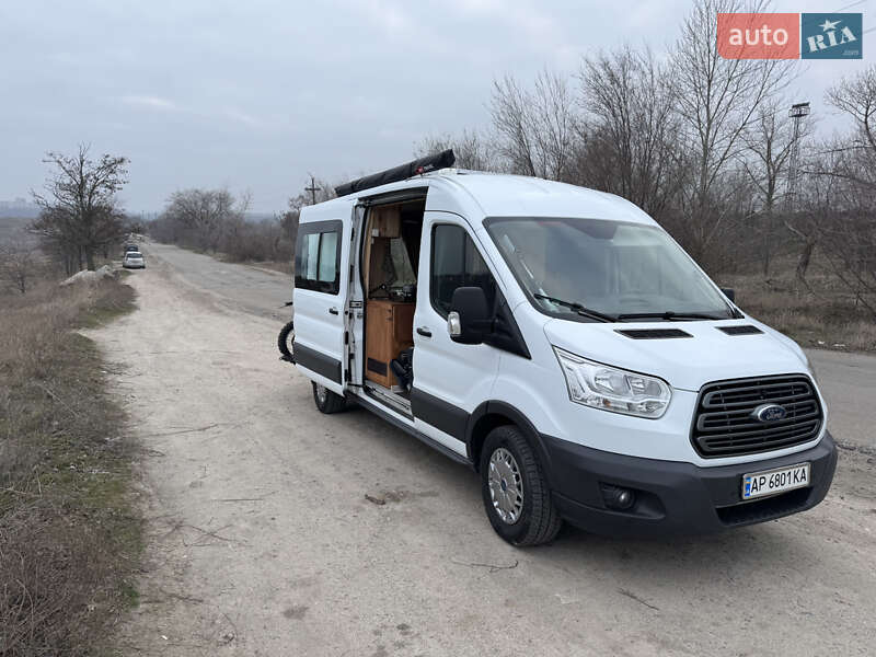 Вантажний фургон Ford Transit 2018 в Запоріжжі