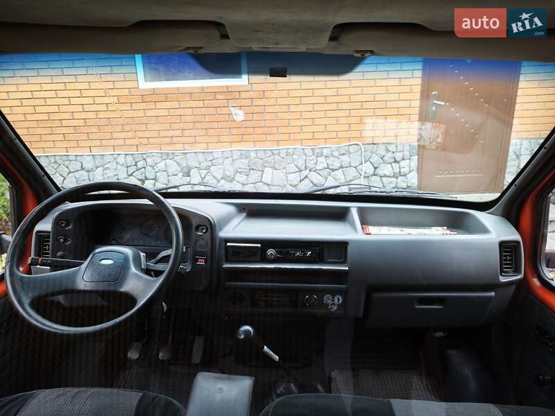 Грузопассажирский фургон Ford Transit 1988 в Коротичу фото 10 Грузопассажирский фургон Ford Transit 1988 в Коротичу