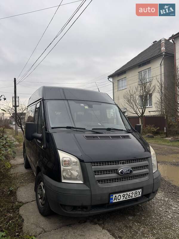 Ford Transit 2012