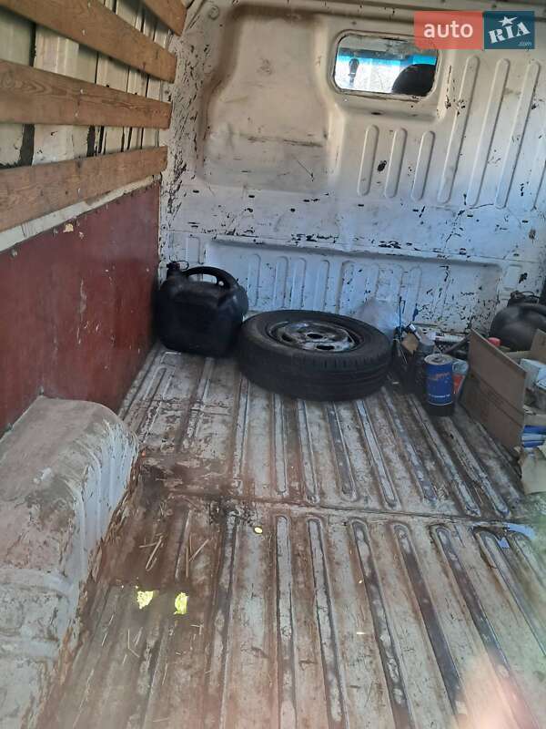 Грузовой фургон Ford Transit 2003 в Лозоватке фото 4 Грузовой фургон Ford Transit 2003 в Лозоватке