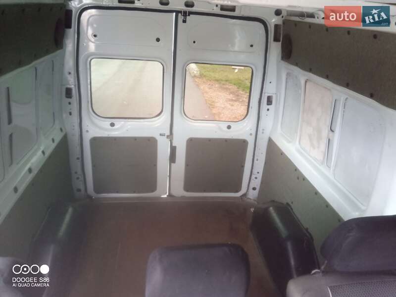 Вантажопасажирський фургон Ford Transit 2003 в Погребище фото 11 Вантажопасажирський фургон Ford Transit 2003 в Погребище