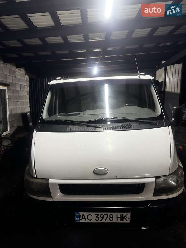 Для перевезення тварин Ford Transit 2003 в Луцьку