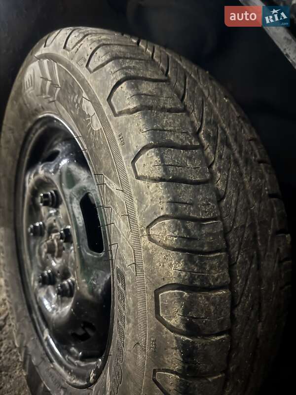 Для перевезення тварин Ford Transit 2003 в Луцьку