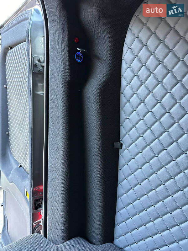 Минивэн Ford Transit 2017 в Кременце