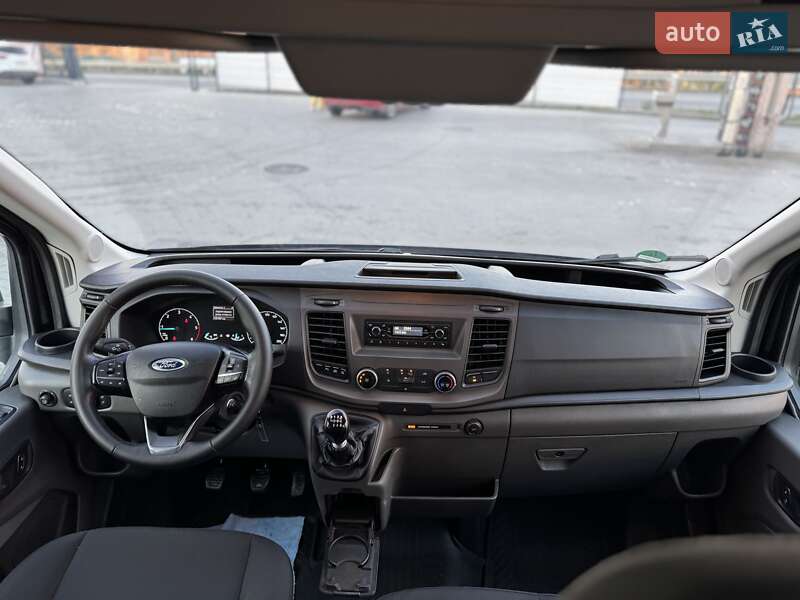 Грузопассажирский фургон Ford Transit 2020 в Ирпене
