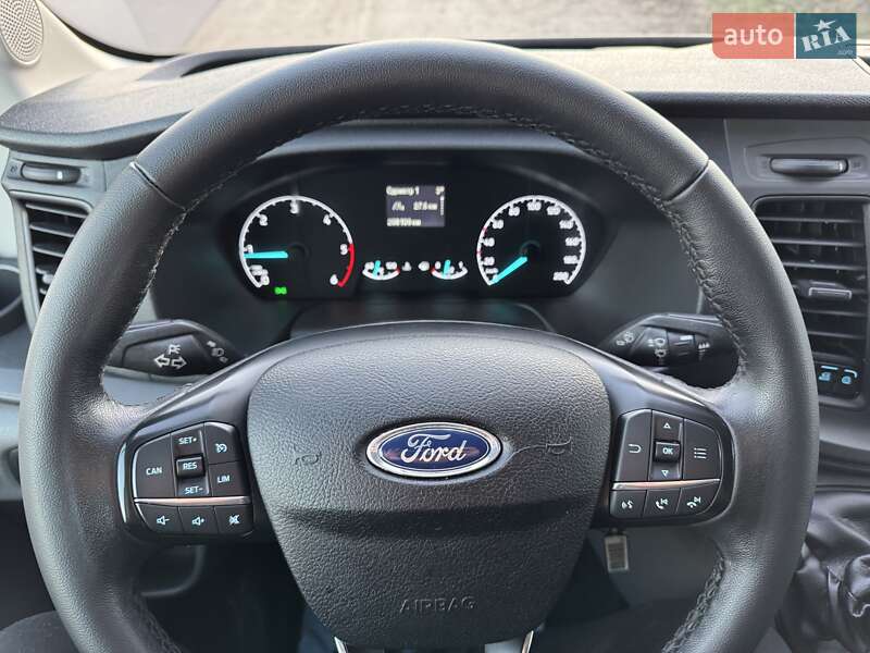 Грузопассажирский фургон Ford Transit 2020 в Ирпене