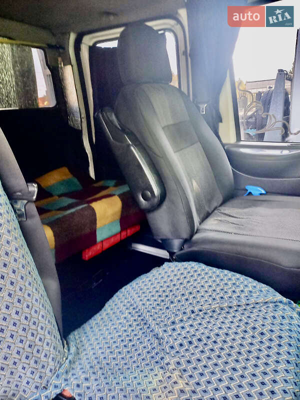 Эвакуатор Ford Transit 2000 в Одессе