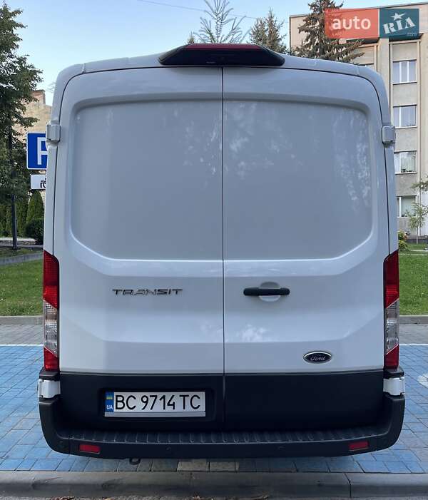 Вантажний фургон Ford Transit 2019 в Львові