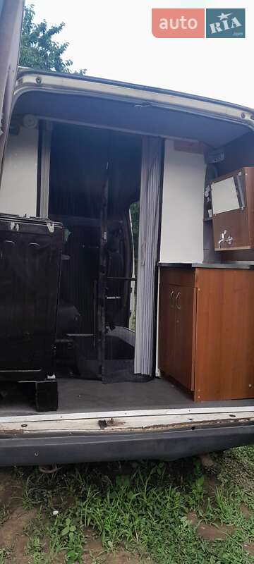 Будинок на колесах Ford Transit 2004 в Ужгороді