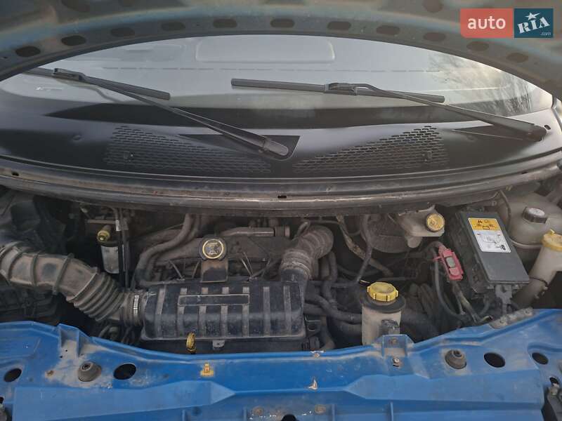 Вантажний фургон Ford Transit 2005 в Миколаєві