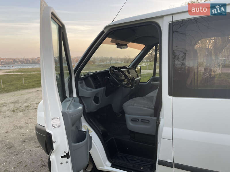 Мінівен Ford Transit 2010 в Миколаєві фото 12 Мінівен Ford Transit 2010 в Миколаєві