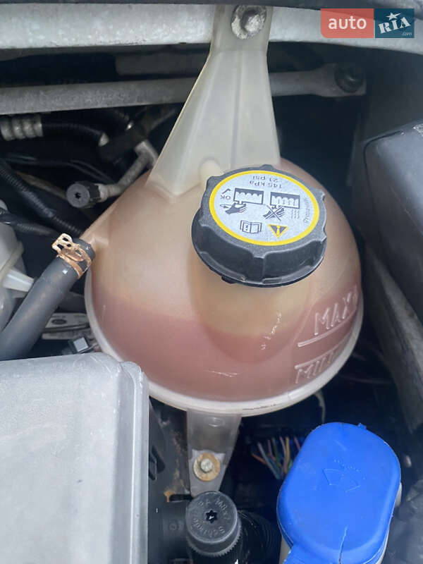 Мікроавтобус Ford Transit 2006 в Миколаївці