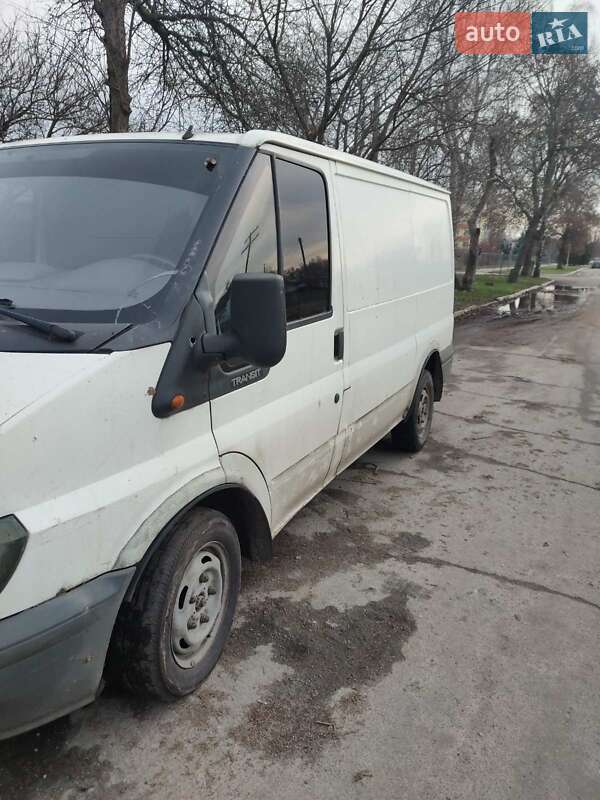 Грузопассажирский фургон Ford Transit 2001 в Черкассах фото 2 Грузопассажирский фургон Ford Transit 2001 в Черкассах