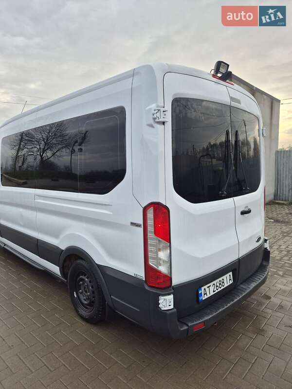 Микроавтобус Ford Transit 2015 в Коломые