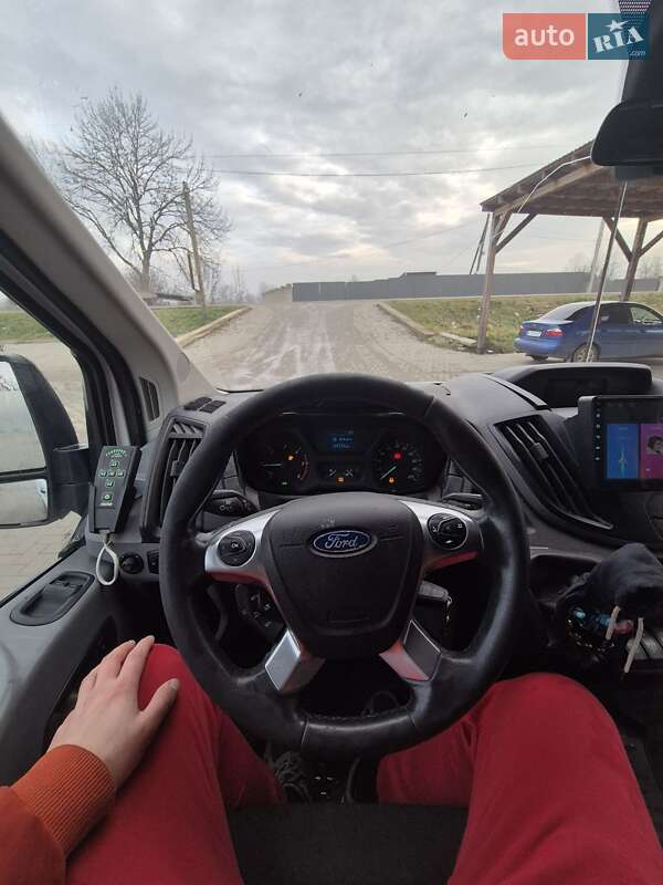 Микроавтобус Ford Transit 2015 в Коломые