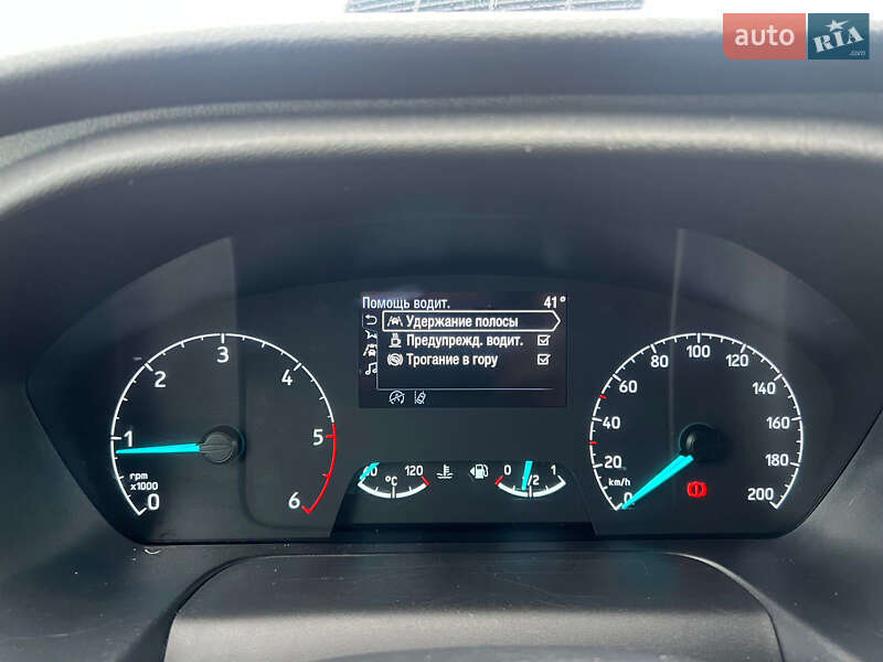 Вантажний фургон Ford Transit 2022 в Бродах