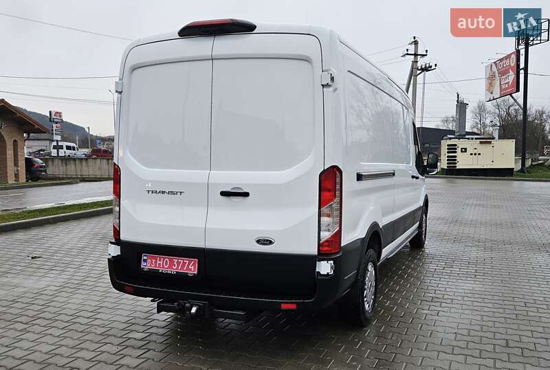 Вантажний фургон Ford Transit 2021 в Бережанах