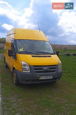 Вантажний фургон Ford Transit 2010 в Березані