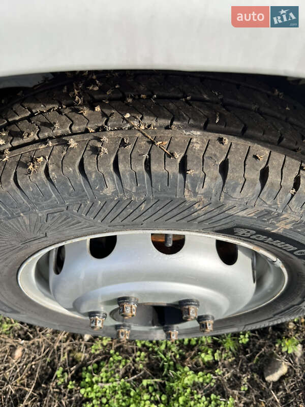 Грузовой фургон Ford Transit 2007 в Сарате фото 10 Грузовой фургон Ford Transit 2007 в Сарате