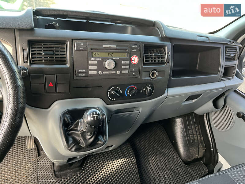 Грузовой фургон Ford Transit 2007 в Сарате фото 12 Грузовой фургон Ford Transit 2007 в Сарате