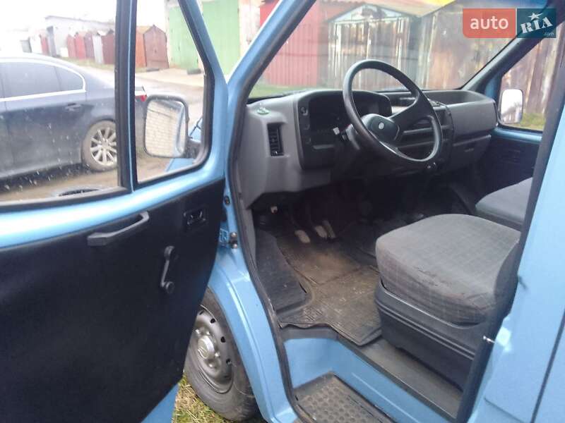 Грузовой фургон Ford Transit 1988 в Луцке фото 9 Грузовой фургон Ford Transit 1988 в Луцке