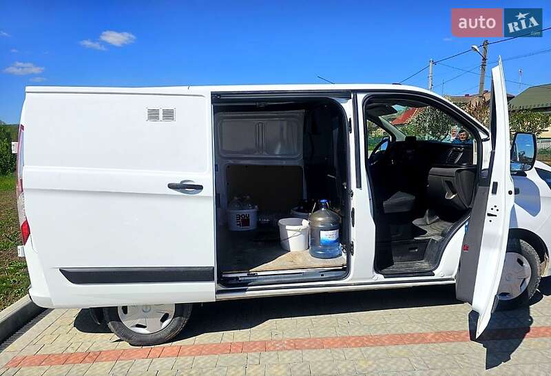 Грузовой фургон Ford Transit 2019 в Гусятине
