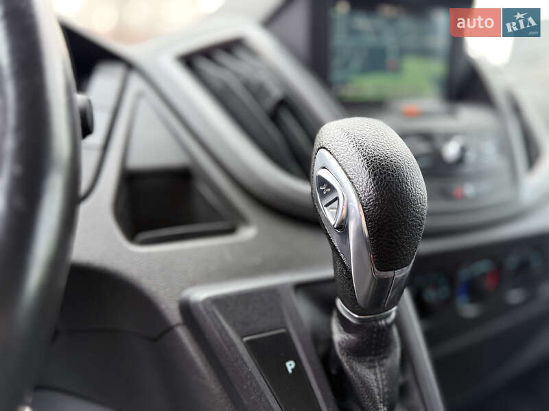 Грузовой фургон Ford Transit 2019 в Ровно