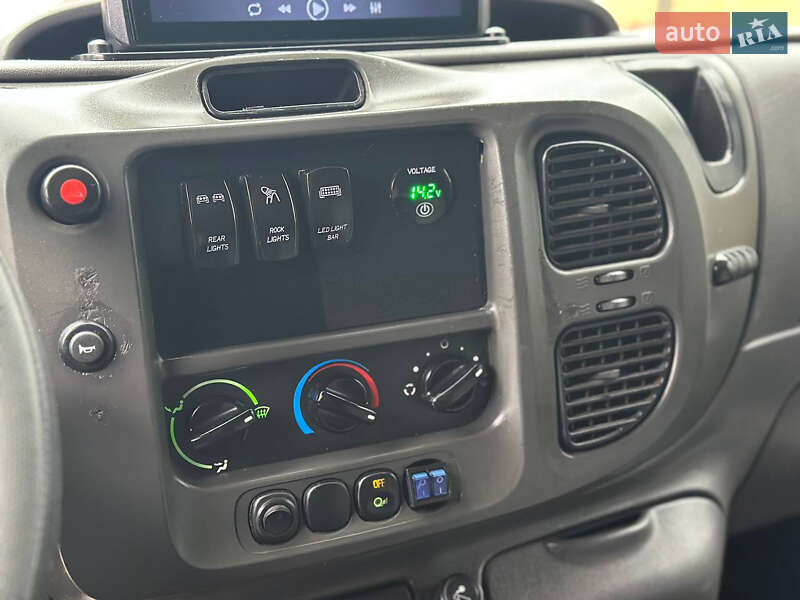 Вантажний фургон Ford Transit 2006 в Дніпрі фото 16 Вантажний фургон Ford Transit 2006 в Дніпрі