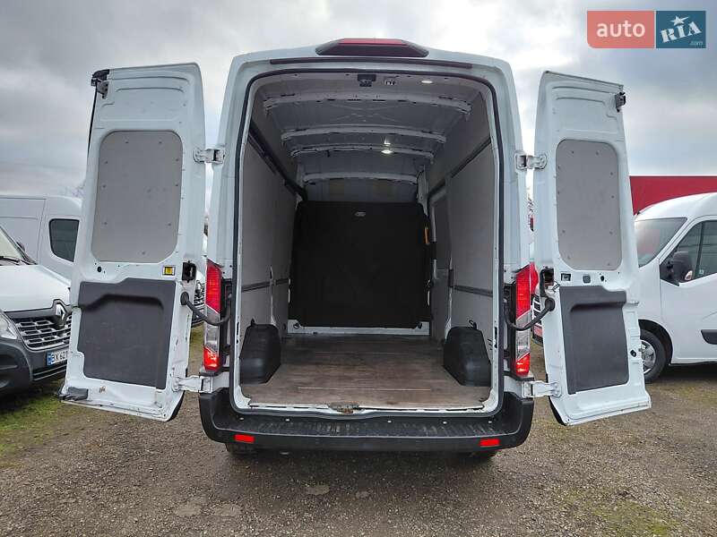 Вантажний фургон Ford Transit 2020 в Івано-Франківську