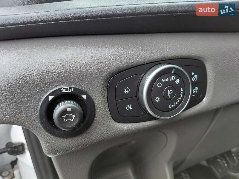 Вантажний фургон Ford Transit 2020 в Івано-Франківську