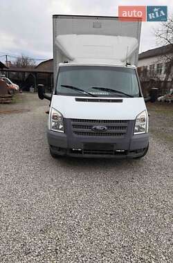 Грузовой фургон Ford Transit 2012 в Тячеве