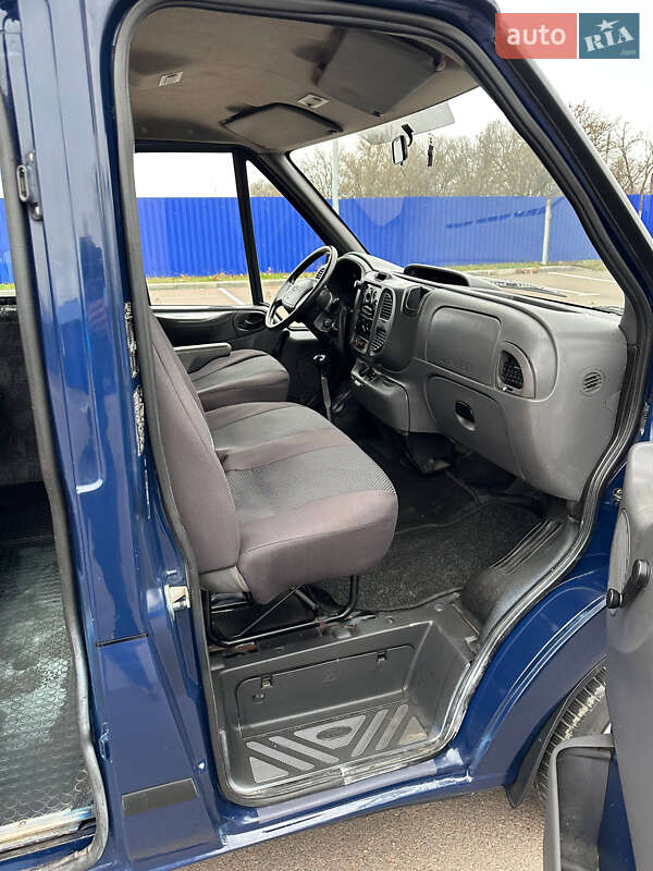 Грузопассажирский фургон Ford Transit 2005 в Николаеве фото 14 Грузопассажирский фургон Ford Transit 2005 в Николаеве