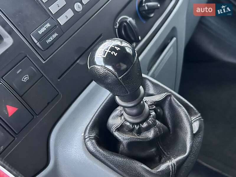 Грузовой фургон Ford Transit 2011 в Одессе