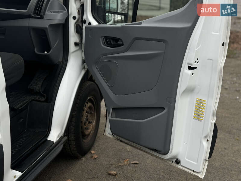 Грузовой фургон Ford Transit 2014 в Виннице фото 45 Грузовой фургон Ford Transit 2014 в Виннице