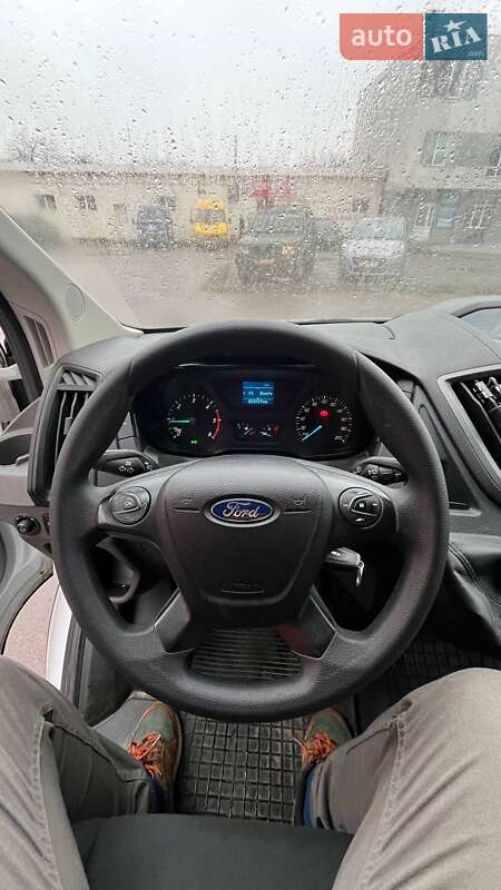 Микроавтобус грузовой (до 3,5т) Ford Transit 2023 в Львове