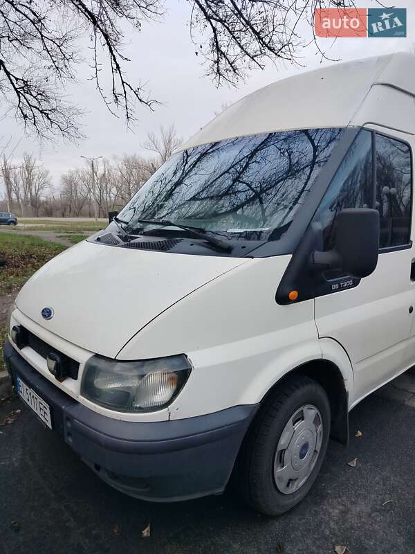 Грузопассажирский фургон Ford Transit 2005 в Кременчуге фото Грузопассажирский фургон Ford Transit 2005 в Кременчуге