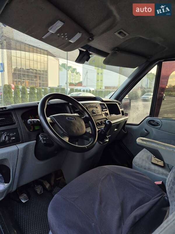 Вантажний фургон Ford Transit 2008 в Львові фото 9 Вантажний фургон Ford Transit 2008 в Львові