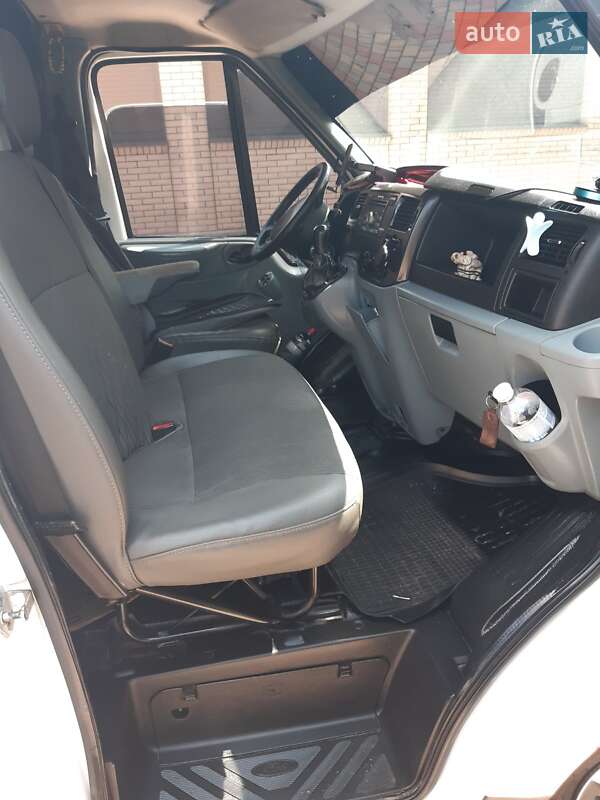 Грузопассажирский фургон Ford Transit 2010 в Врадиевке фото 17 Грузопассажирский фургон Ford Transit 2010 в Врадиевке
