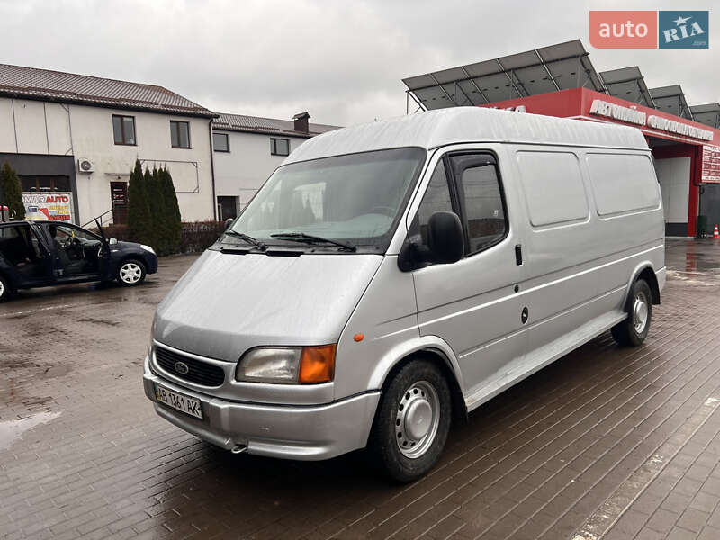 Грузовой фургон Ford Transit 1998 в Виннице