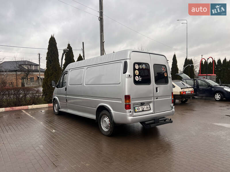 Грузовой фургон Ford Transit 1998 в Виннице