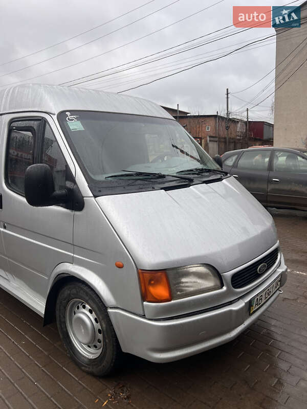 Грузовой фургон Ford Transit 1998 в Виннице