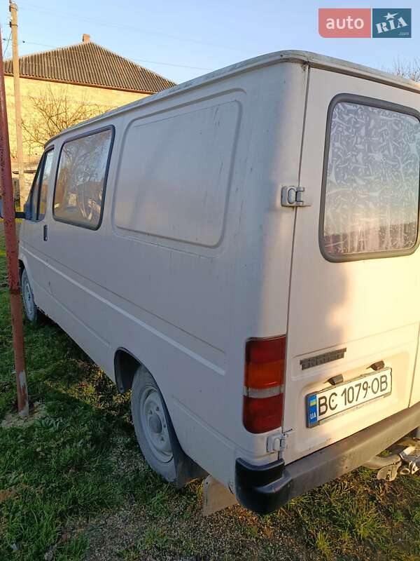 Мінівен Ford Transit 1990 в Дрогобичі