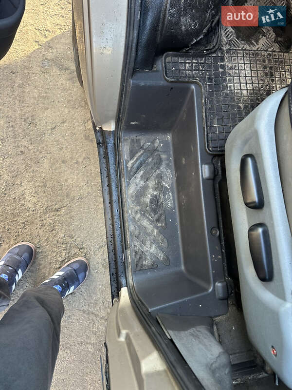 Грузопассажирский фургон Ford Transit 2002 в Балте фото 13 Грузопассажирский фургон Ford Transit 2002 в Балте