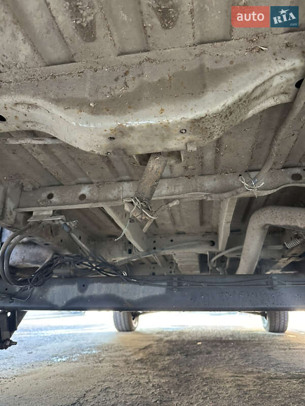 Грузопассажирский фургон Ford Transit 2002 в Балте фото 19 Грузопассажирский фургон Ford Transit 2002 в Балте