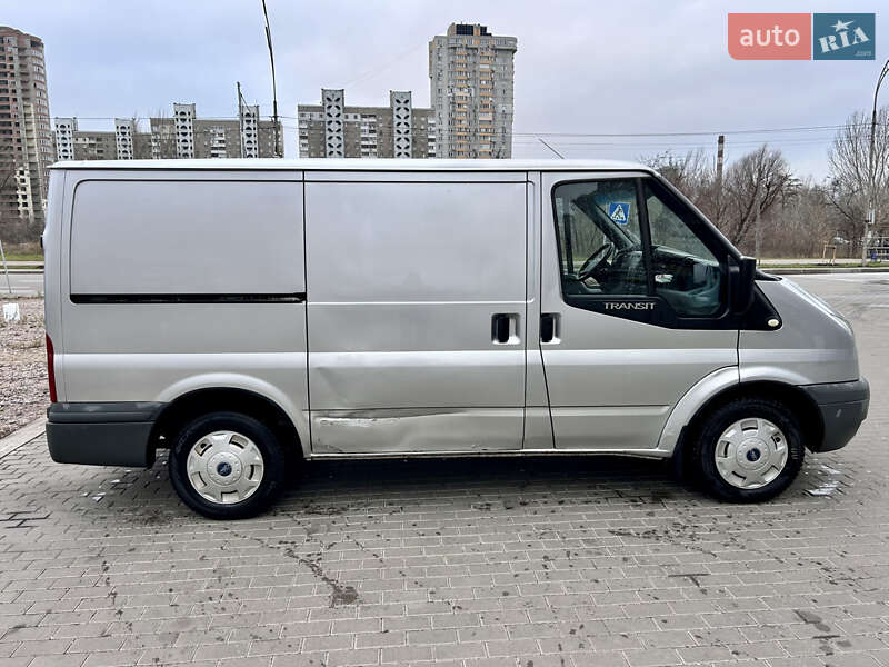 Грузовой фургон Ford Transit 2006 в Киеве