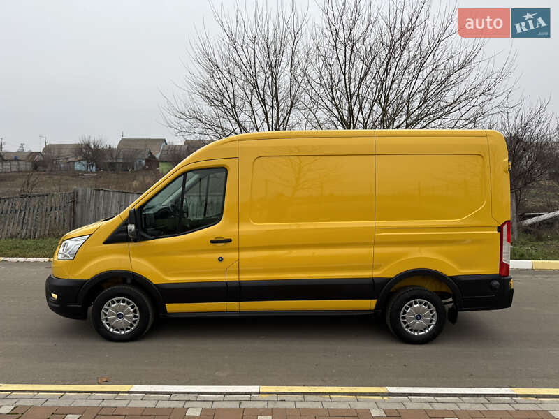 Грузовой фургон Ford Transit 2021 в Ирпене